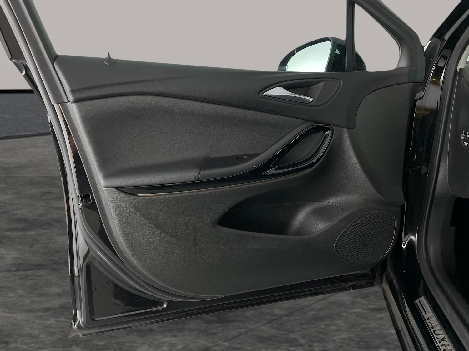 Used Vauxhall Astra 2018 for sale - 76519583: Photo 29