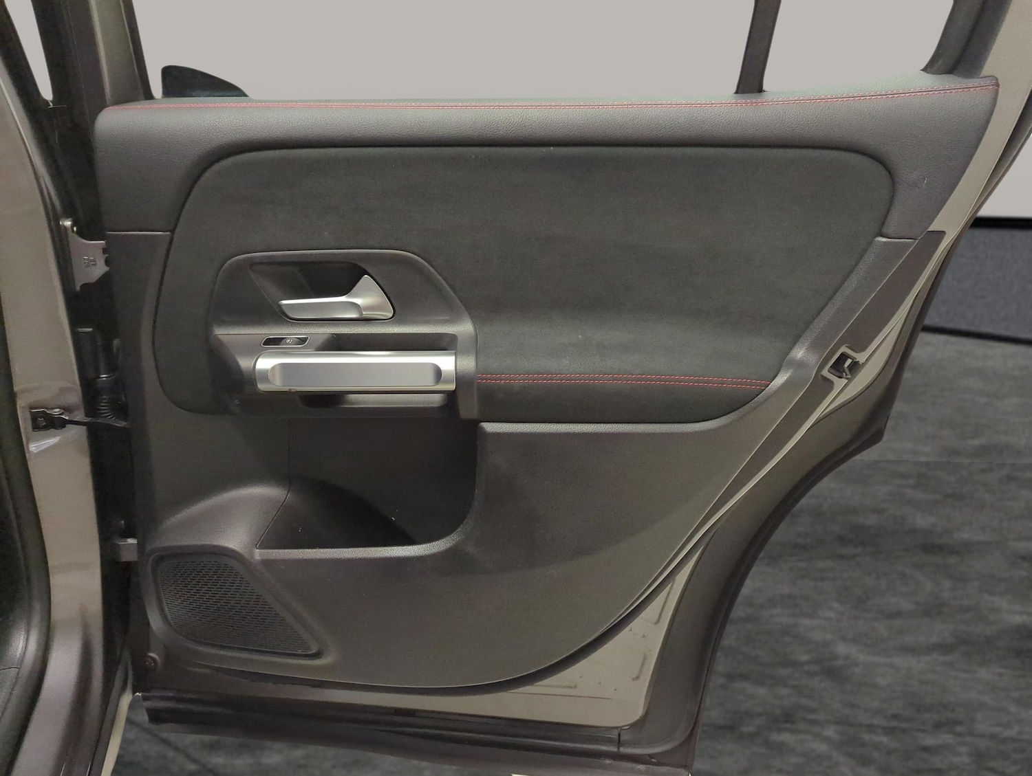 Used Mercedes-Benz GLB 2022 for sale - 78197803: Photo 31