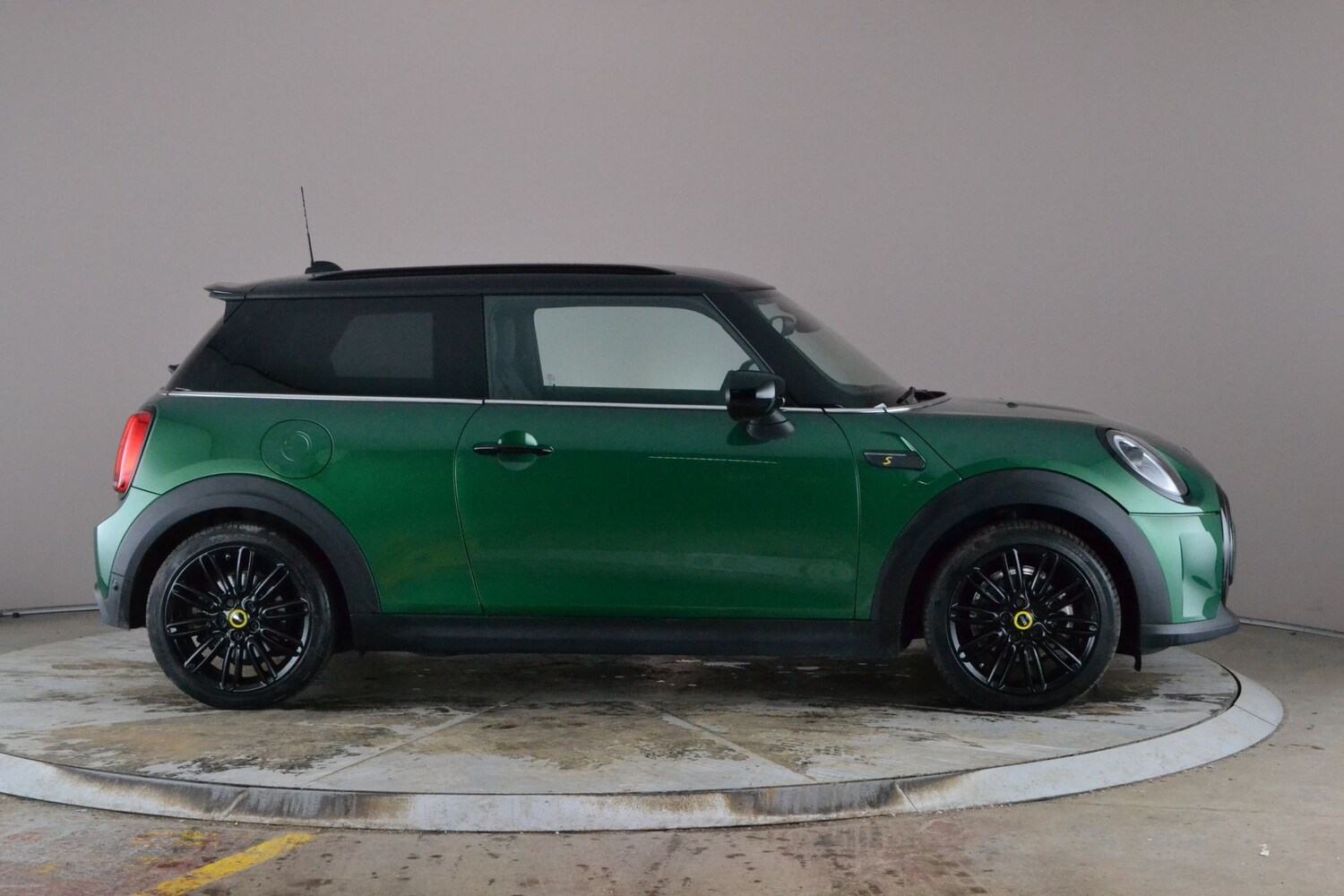 Used MINI Hatch 2022 for sale - 77592601: Photo 8