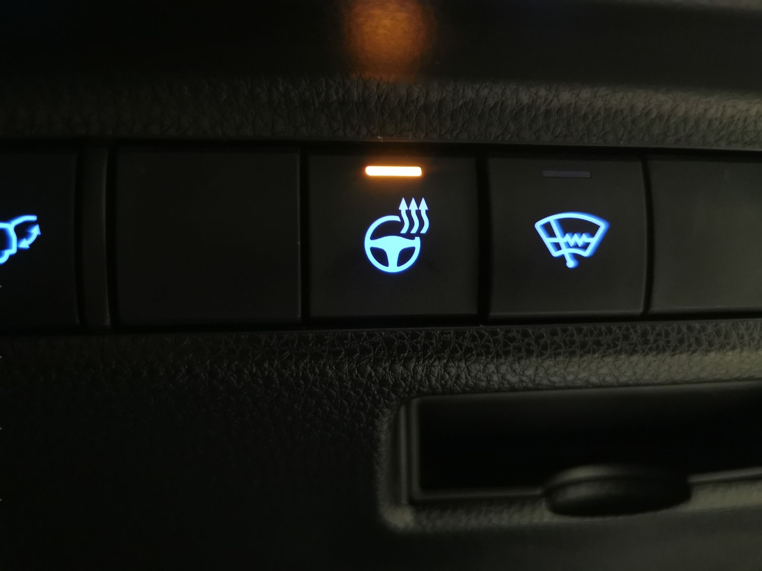 Used Toyota RAV4 2021 for sale - 77951084: Photo 21