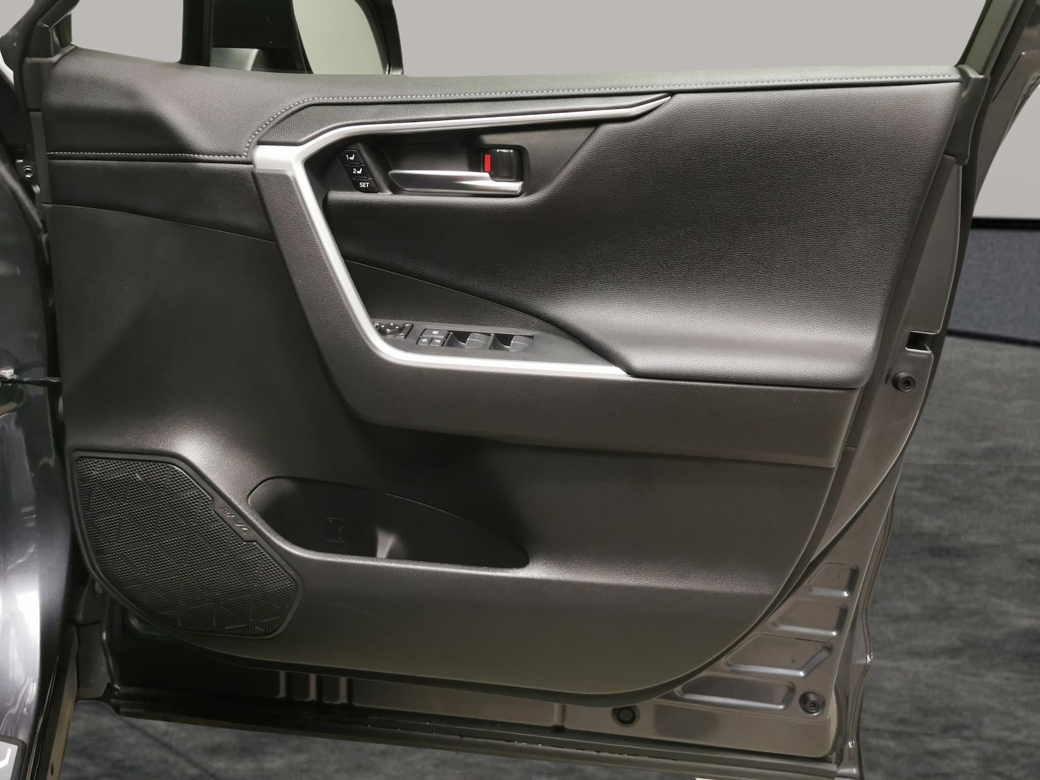 Used Toyota RAV4 2021 for sale - 77951084: Photo 31