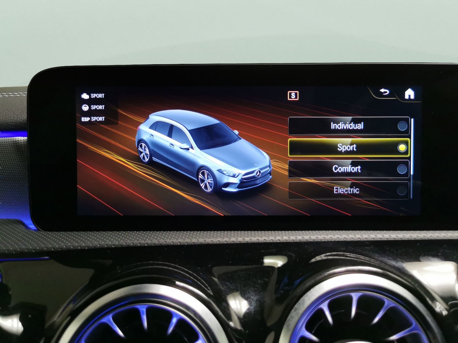 Used Mercedes-Benz A-Class 2021 for sale - 77047953: Photo 18