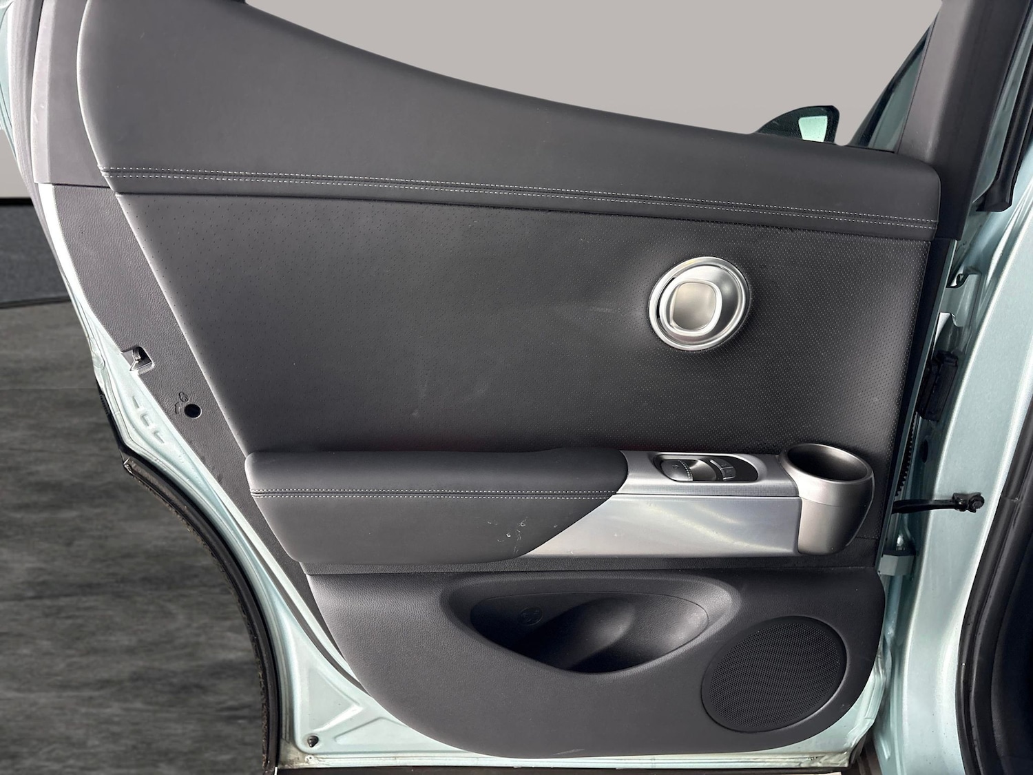 Used Genesis GV60 for sale - 77605004: Photo 43