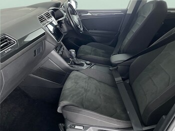 Used Volkswagen Tiguan Allspace 2021 for sale - 75617005: Photo