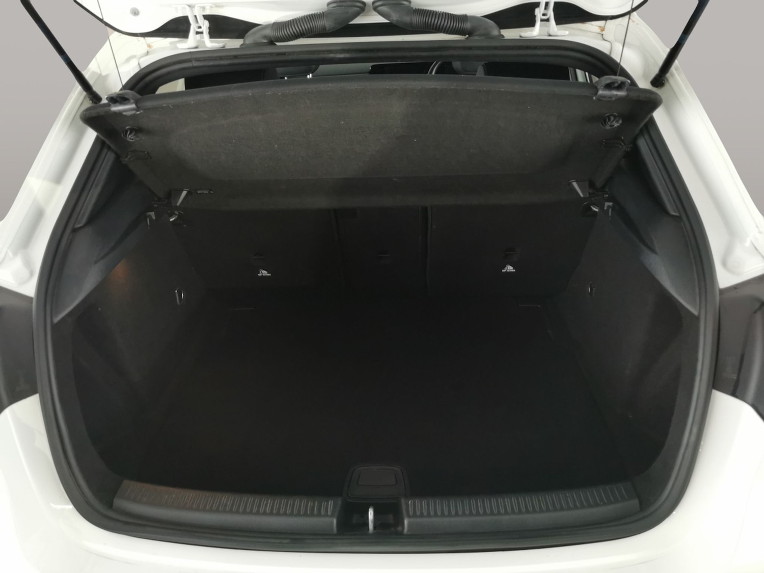 Used Mercedes-Benz A-Class 2019 for sale - 76980608: Photo 25