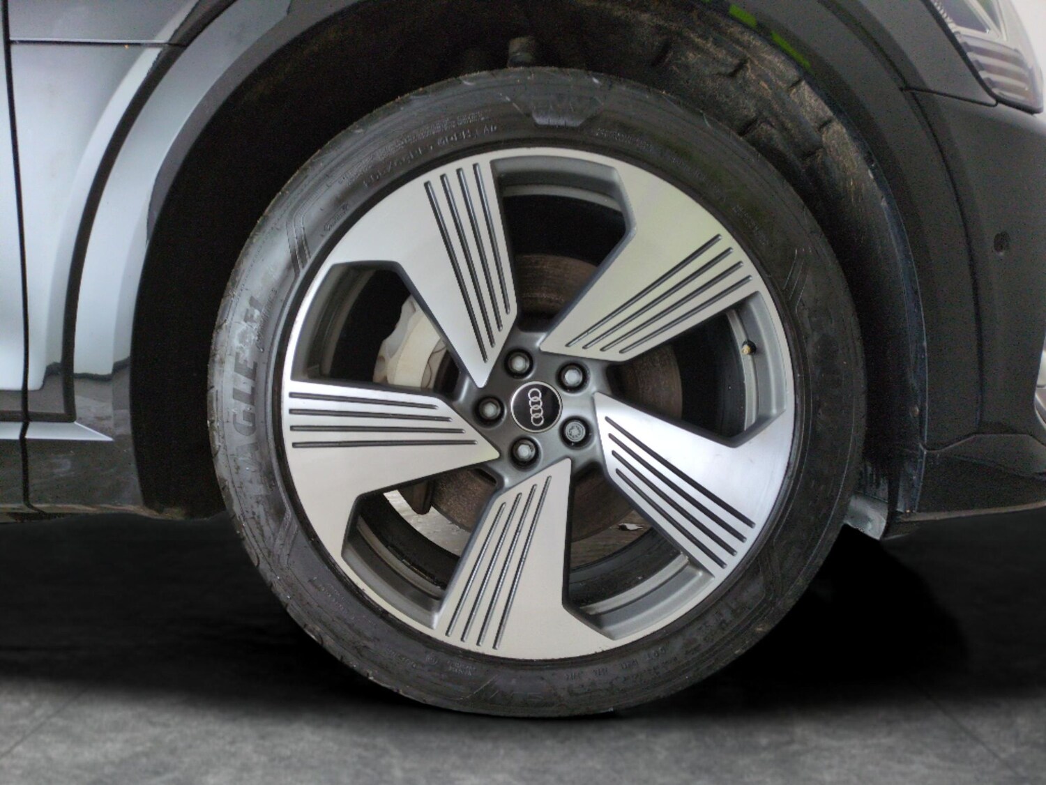 Used Audi e-tron 2022 for sale - 77555758: Photo 28