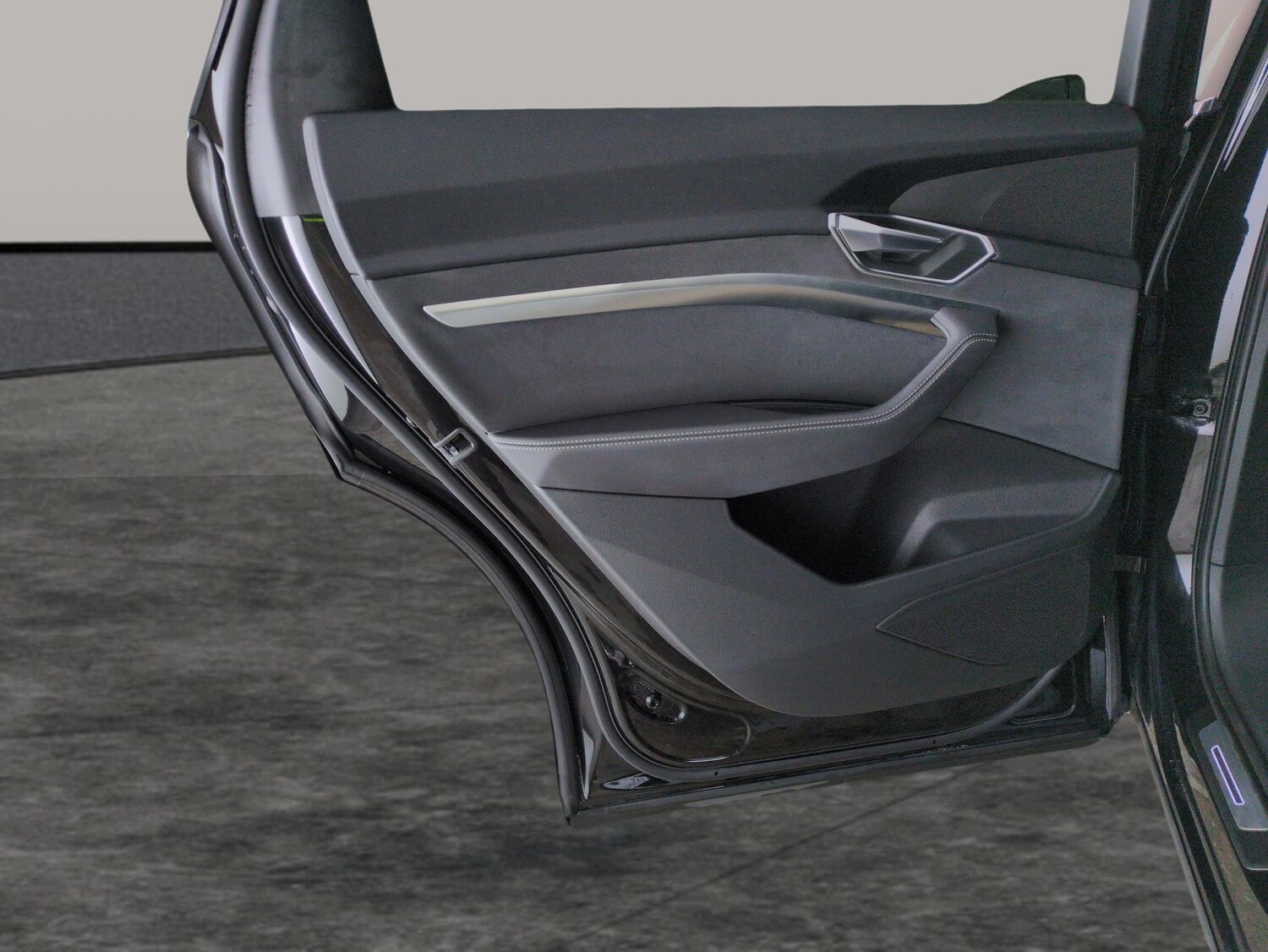 Used Audi e-tron 2022 for sale - 77555758: Photo 32