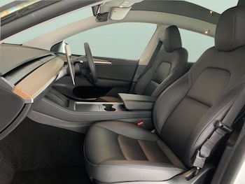 Used Tesla Model Y 2024 for sale - 79045799: Photo