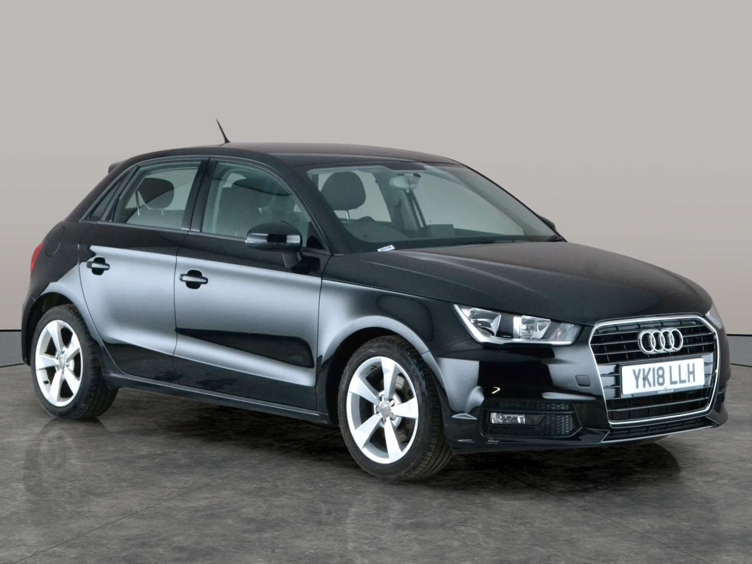 Used Audi A1 2018 for sale - 77088001: Photo 7