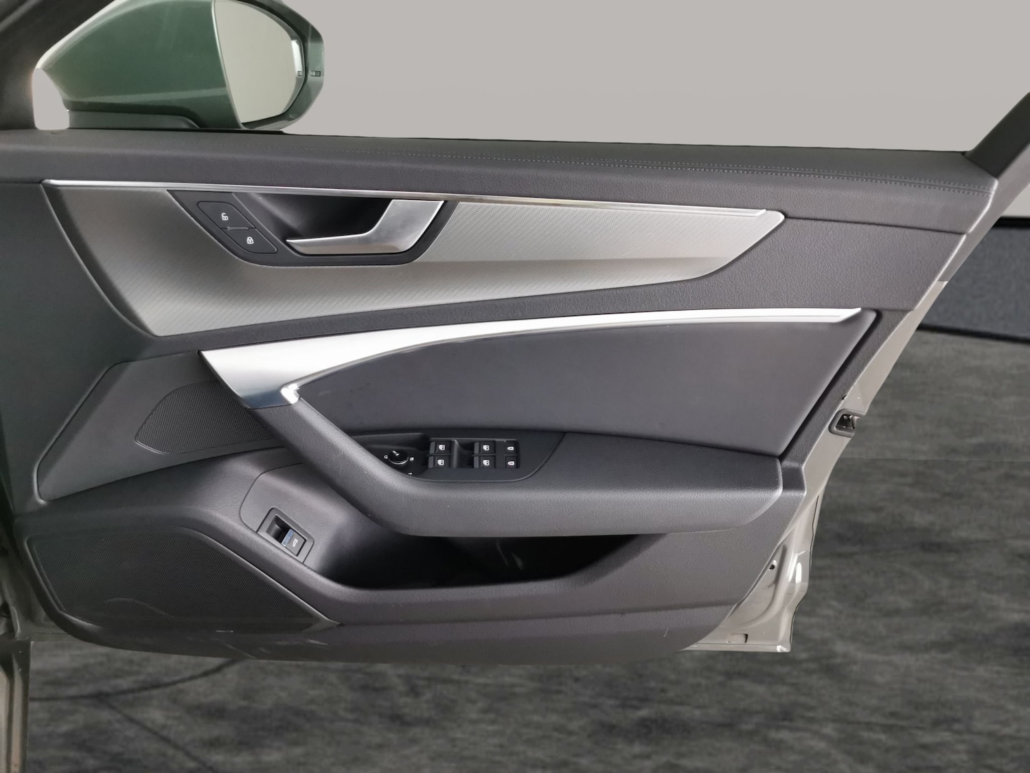 Used Audi A6 Saloon for sale - 78103972: Photo 32