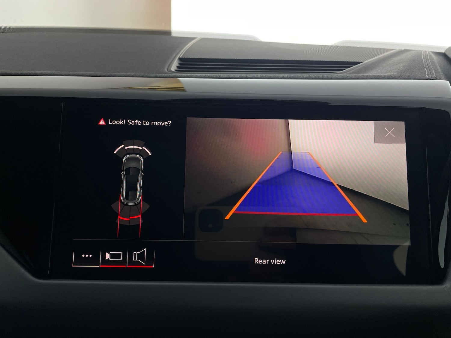 Used Audi e-tron GT 2023 for sale - 77160969: Photo 22