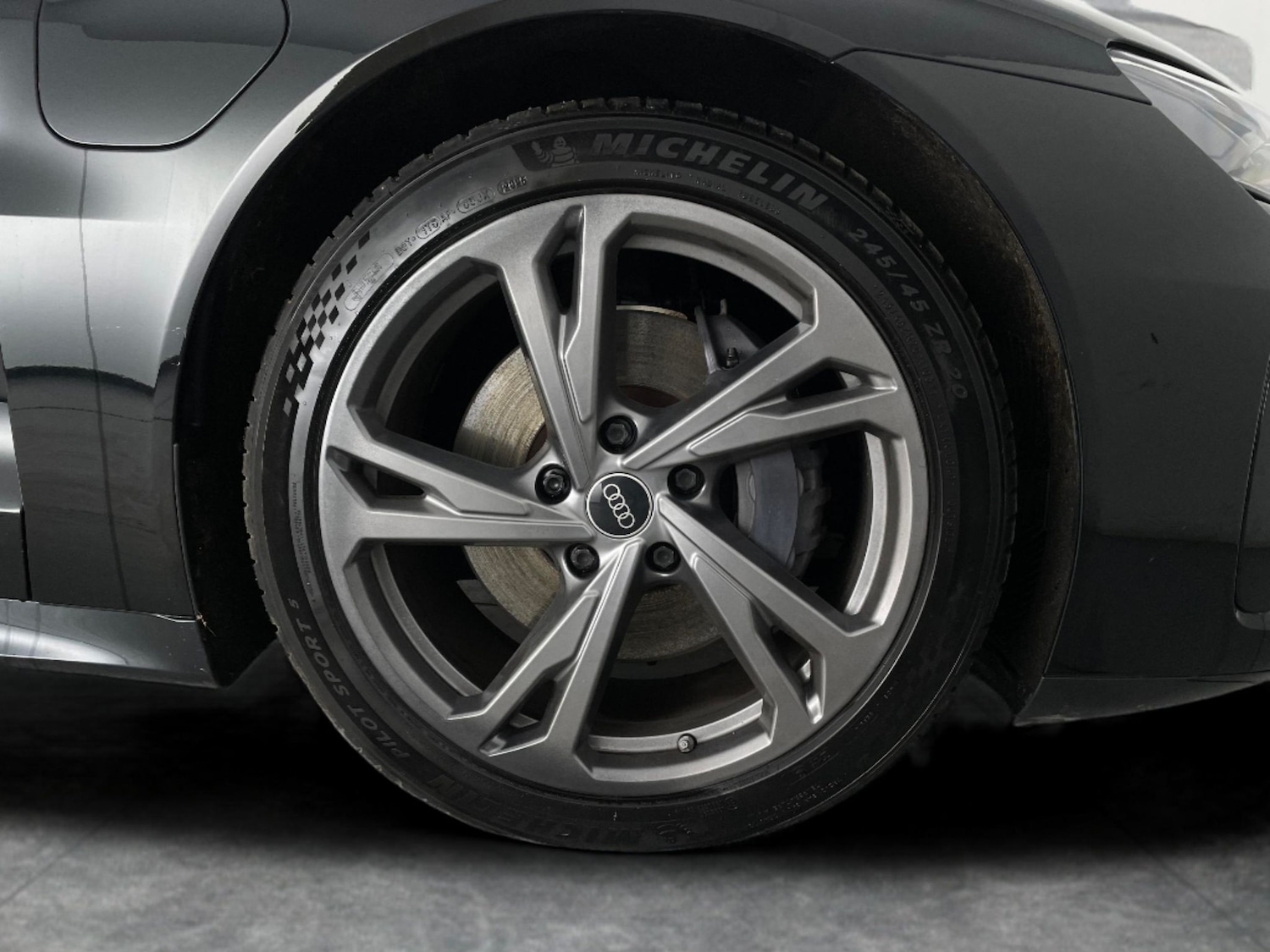 Used Audi e-tron GT 2023 for sale - 77160969: Photo 29