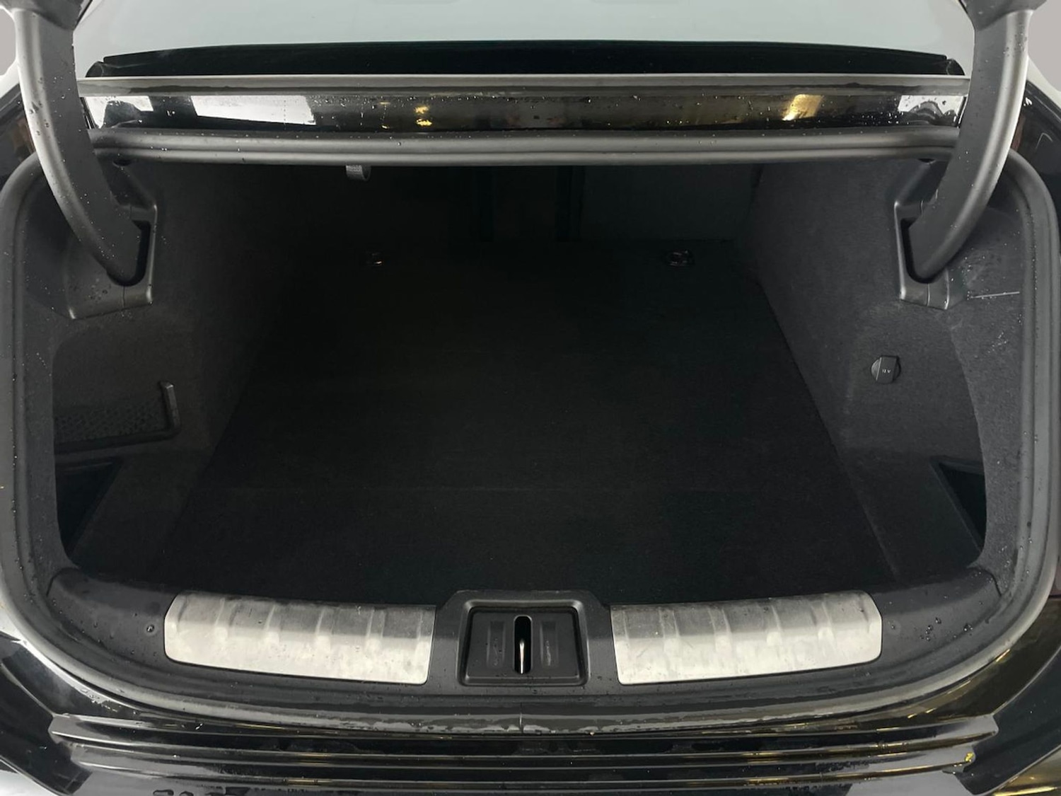 Used Audi e-tron GT 2023 for sale - 77160969: Photo 37