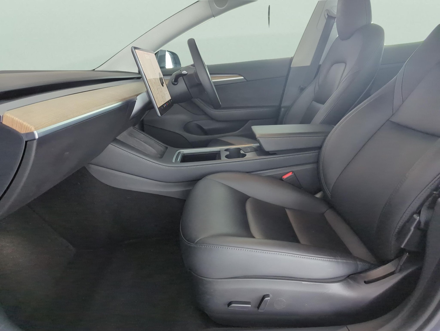 Used Tesla Model 3 2021 for sale - 77311160: Photo 4