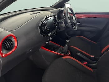 Used Toyota Aygo X 2022 for sale - 79639186: Photo