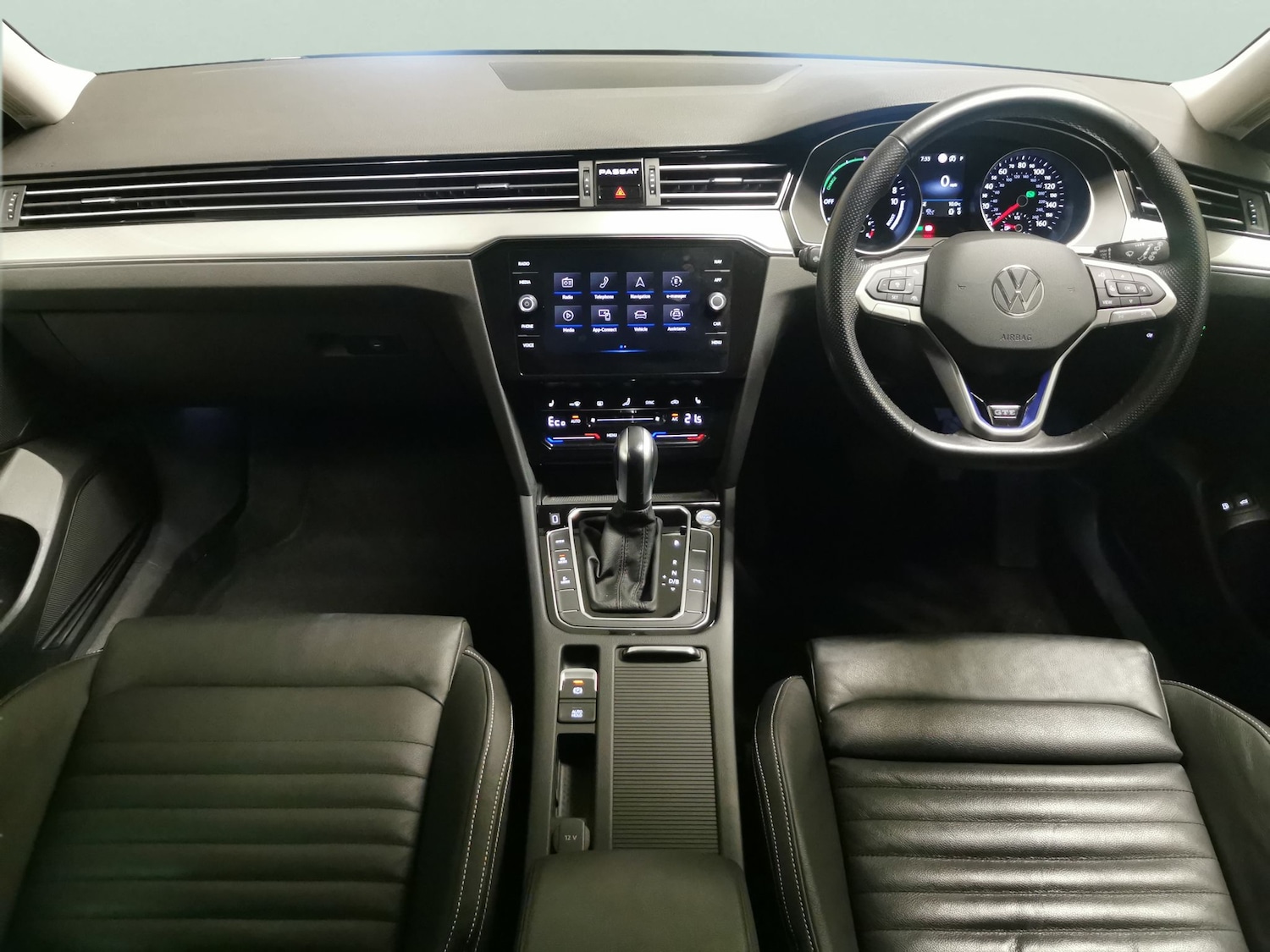 Used Volkswagen Passat 2021 for sale - 77542952: Photo 8