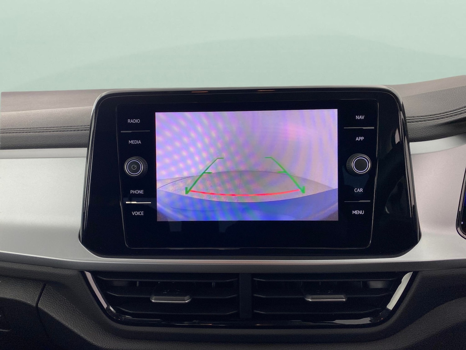 Used Volkswagen T-Roc 2023 for sale - 76603200: Photo 5