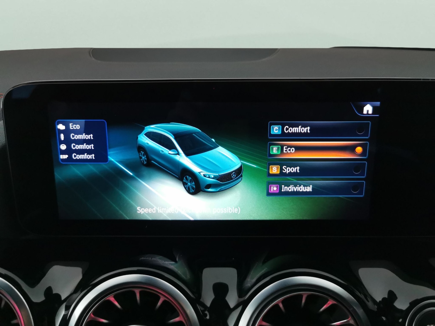 Used Mercedes-Benz EQA 2024 for sale - 76575584: Photo 20