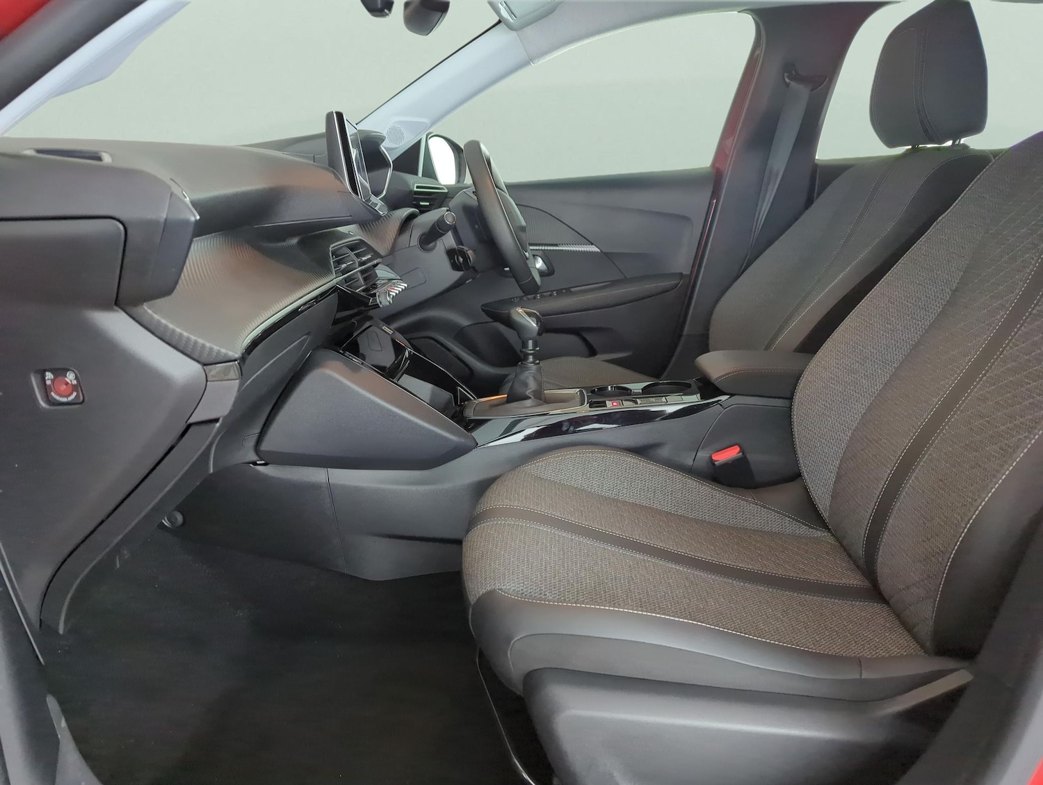 Used Peugeot 208 2024 for sale - 77399419: Photo 4