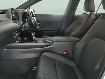 Used Lexus UX 2023 for sale - 77180474: Photo