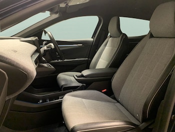 Used Renault Megane E Tech 2022 for sale - 78521161: Photo