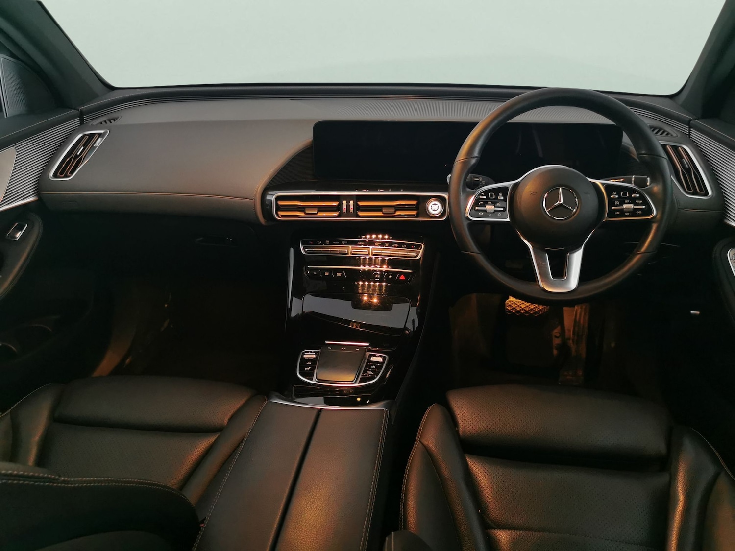 Used Mercedes-Benz EQC 2023 for sale - 77629828: Photo 8