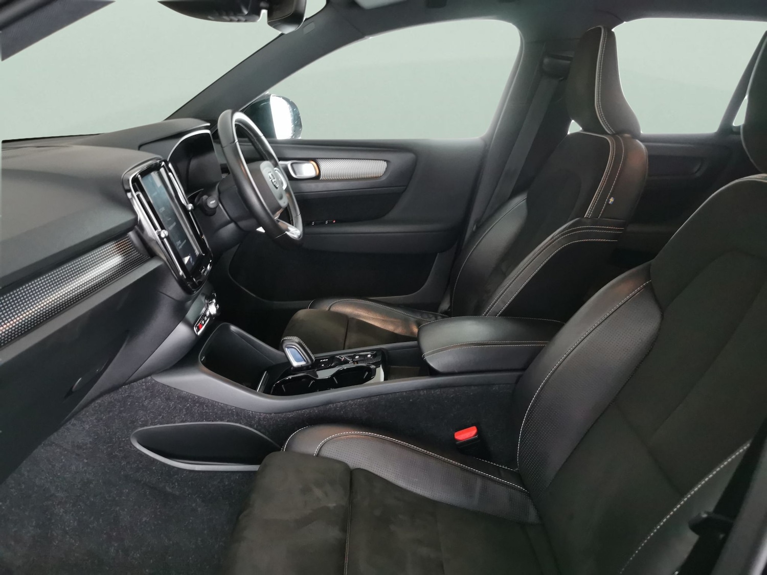 Used Volvo XC40 2020 for sale - 77701722: Photo 4