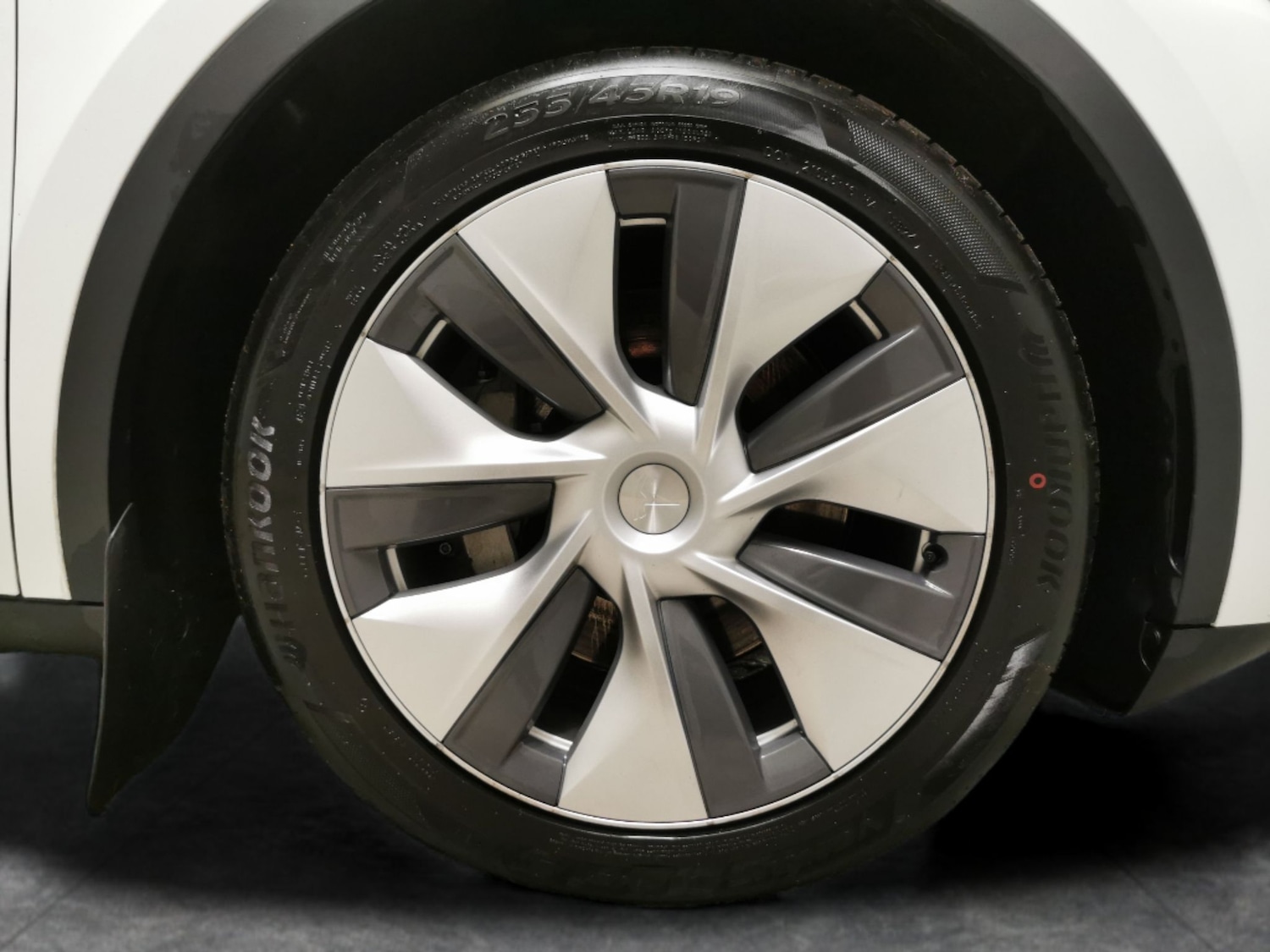 Used Tesla Model Y 2023 for sale - 78103970: Photo 24