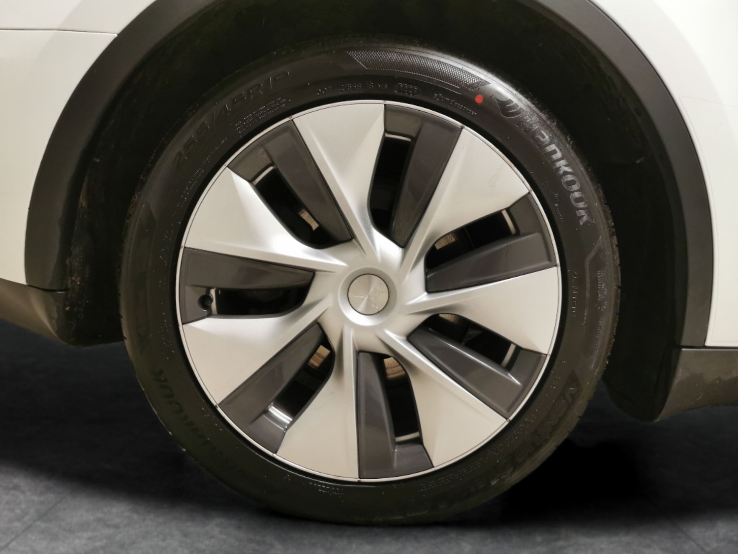 Used Tesla Model Y 2023 for sale - 78103970: Photo 25