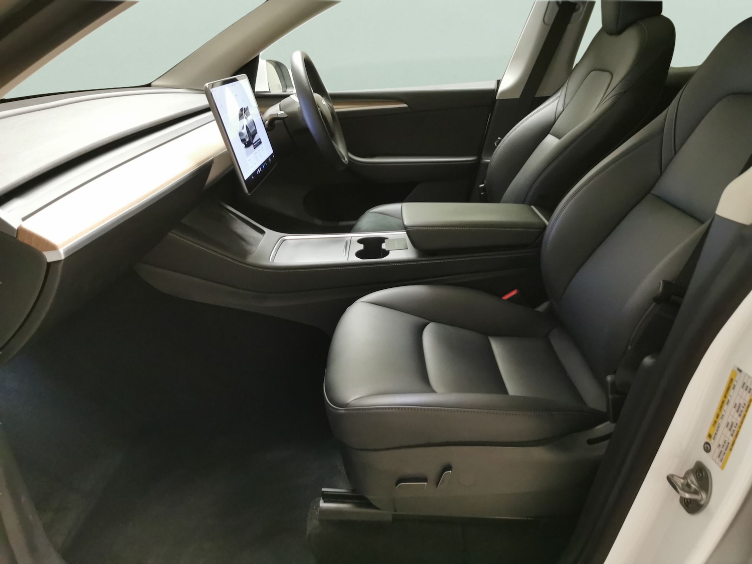 Used Tesla Model Y 2023 for sale - 78103970: Photo 4