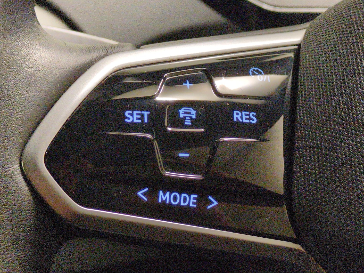 Used Volkswagen ID.4 2023 for sale - 77635731: Photo 19