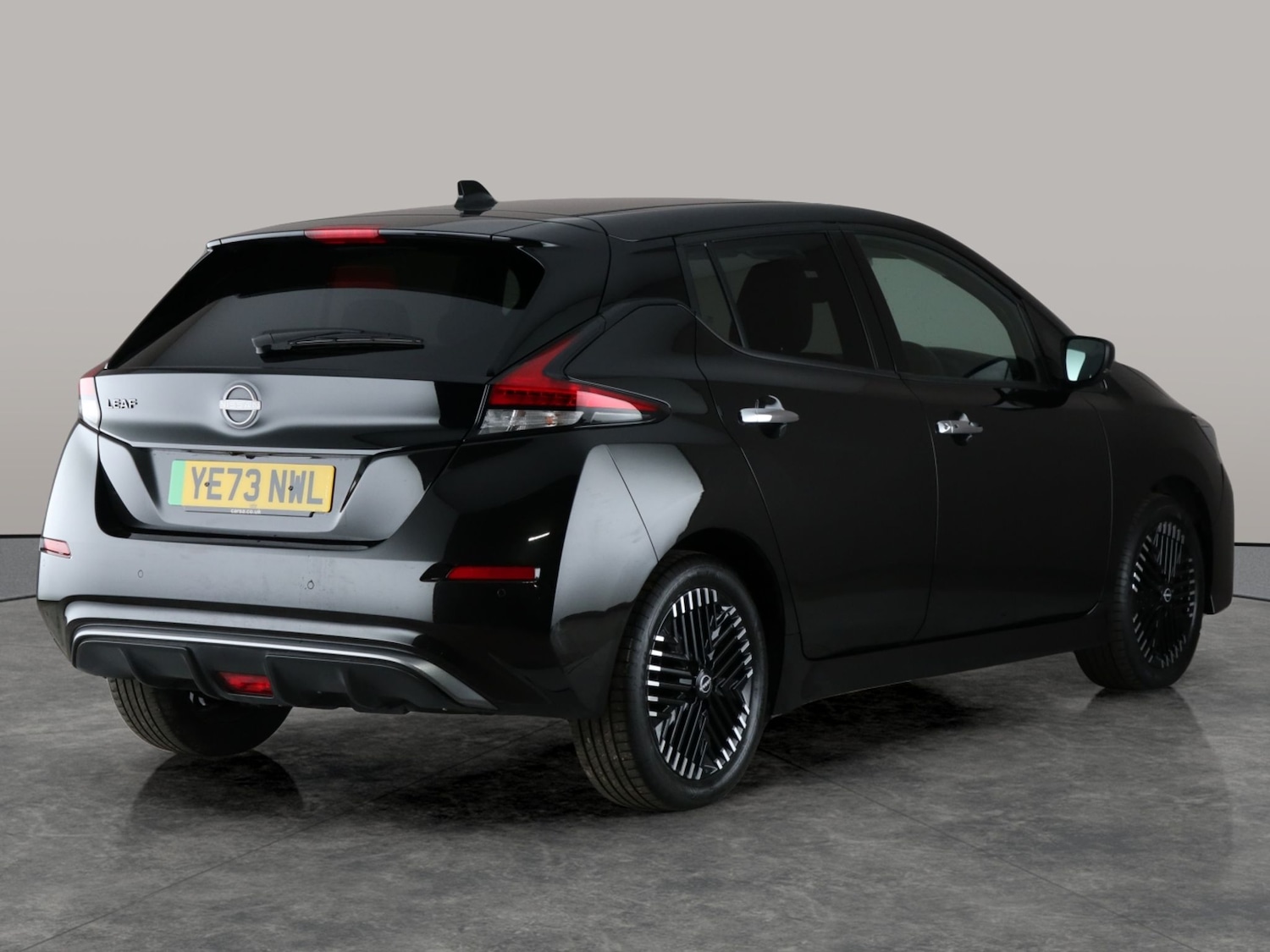 Used Nissan Leaf 2023 for sale - 76452555: Photo 13