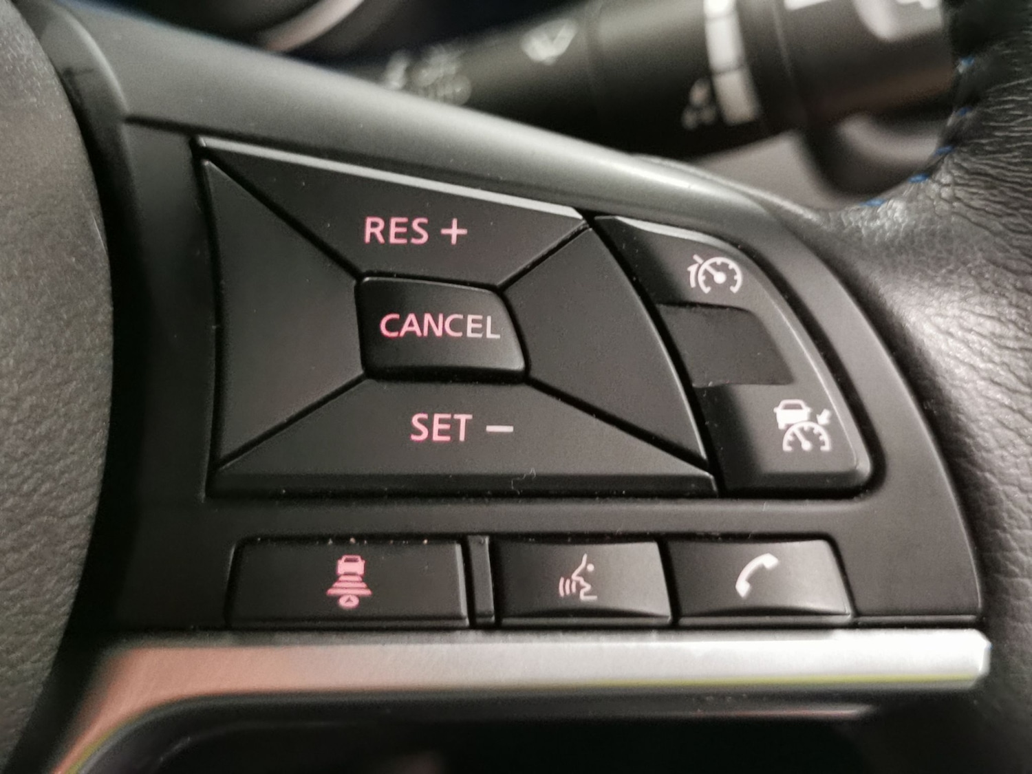 Used Nissan Leaf 2023 for sale - 76452555: Photo 24