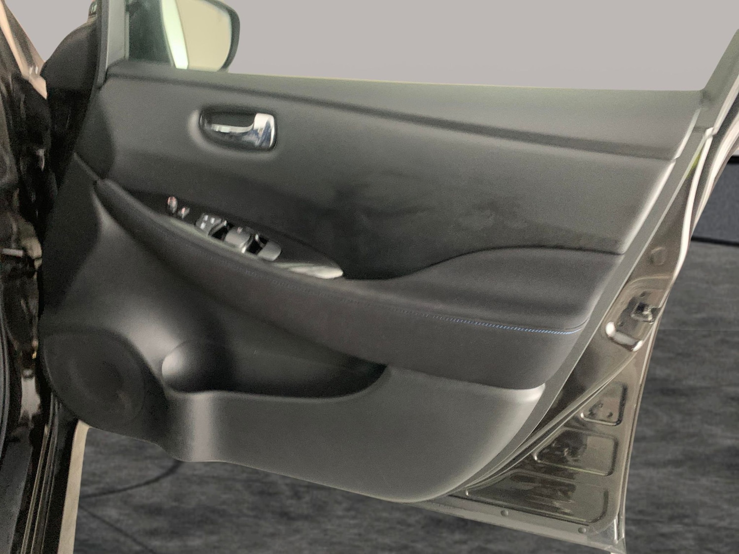 Used Nissan Leaf 2023 for sale - 76452555: Photo 39