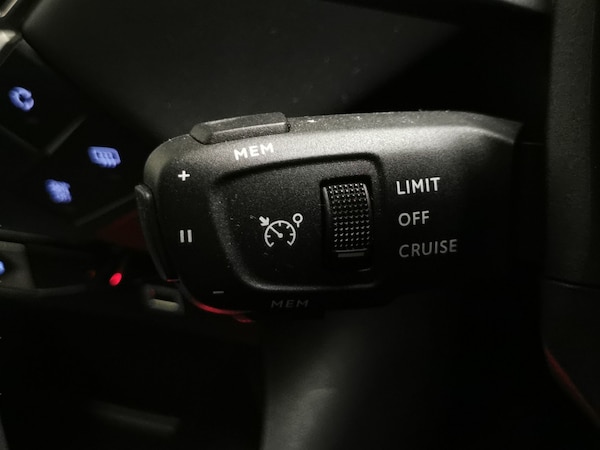 Used DS Automobiles DS 3 Crossback 2021 for sale - 76222257: Photo 26