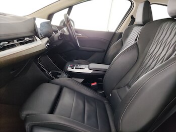 Used BMW 2 Series 2023 for sale - 78218482: Photo