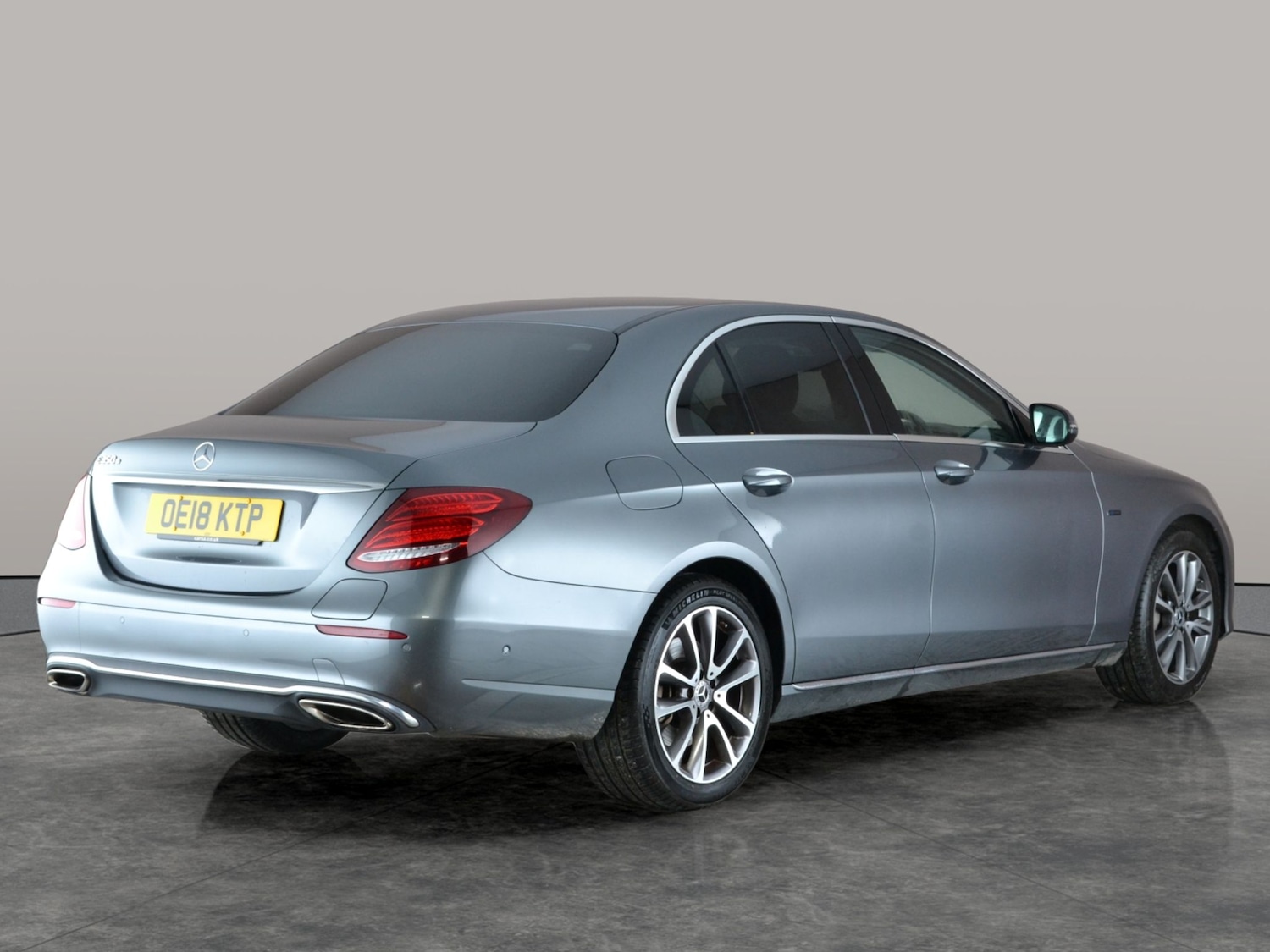 Used Mercedes-Benz E Class 2018 for sale - 77274274: Photo 10