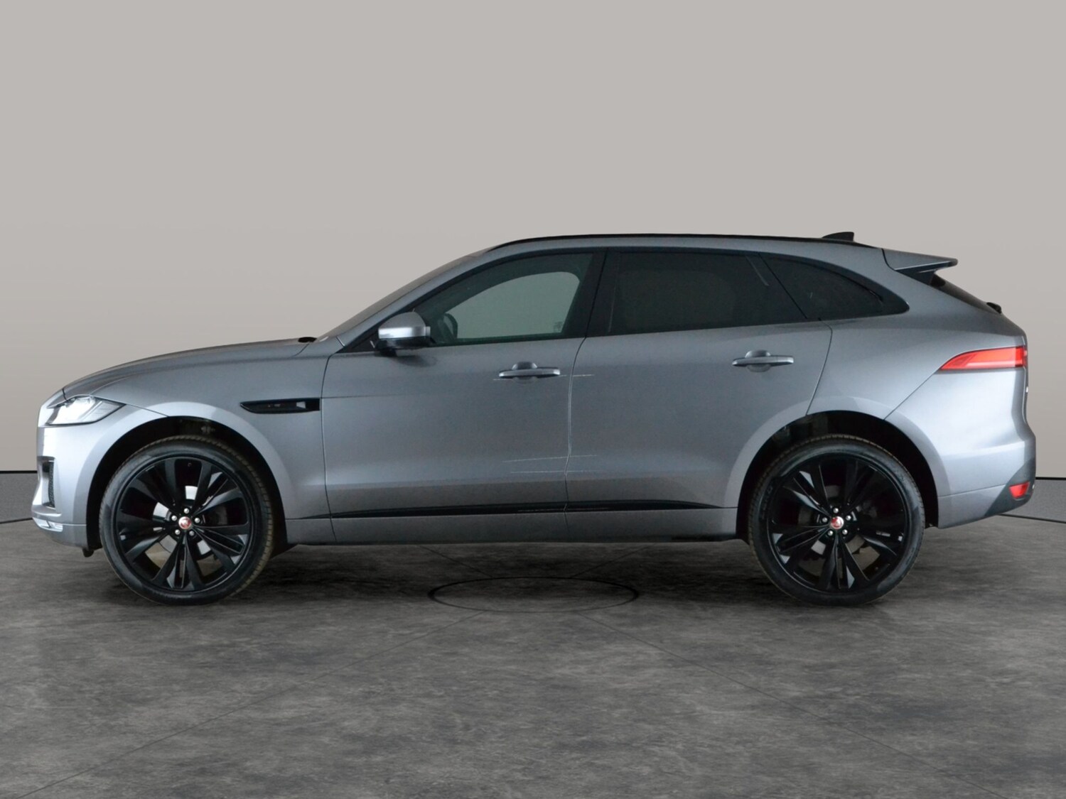 Used Jaguar F-Pace 2020 for sale - 78149387: Photo 15