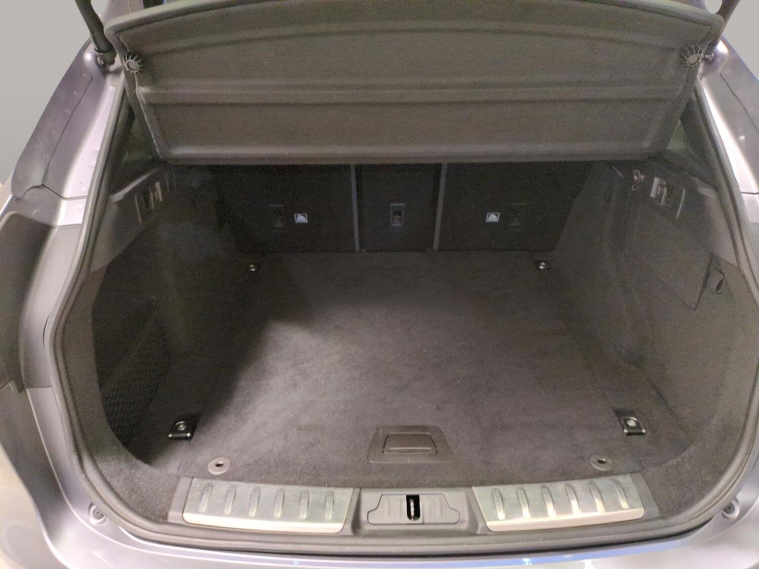 Used Jaguar F-Pace 2020 for sale - 78149387: Photo 40