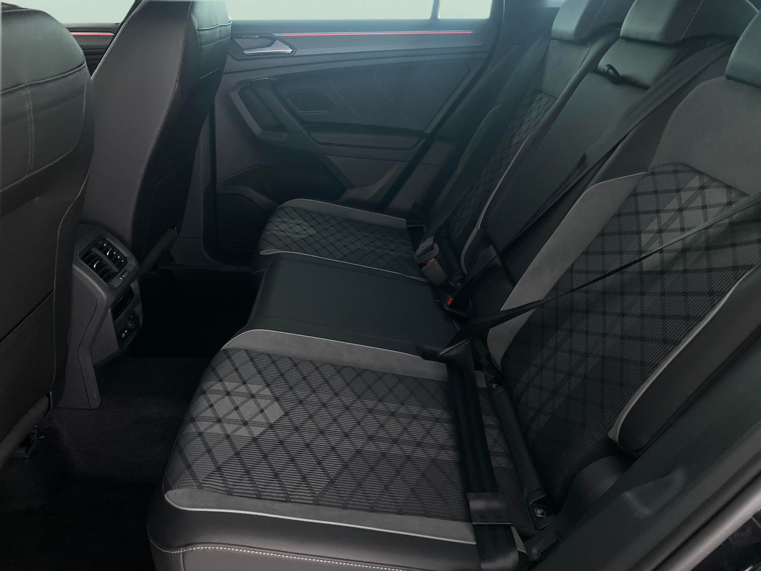 Used Volkswagen Tiguan 2023 for sale - 77776029: Photo 30