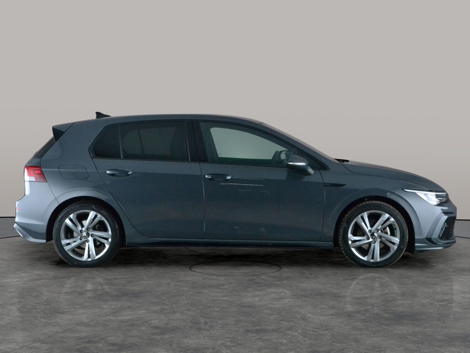 Used Volkswagen Golf 2023 for sale - 77799957: Photo 8