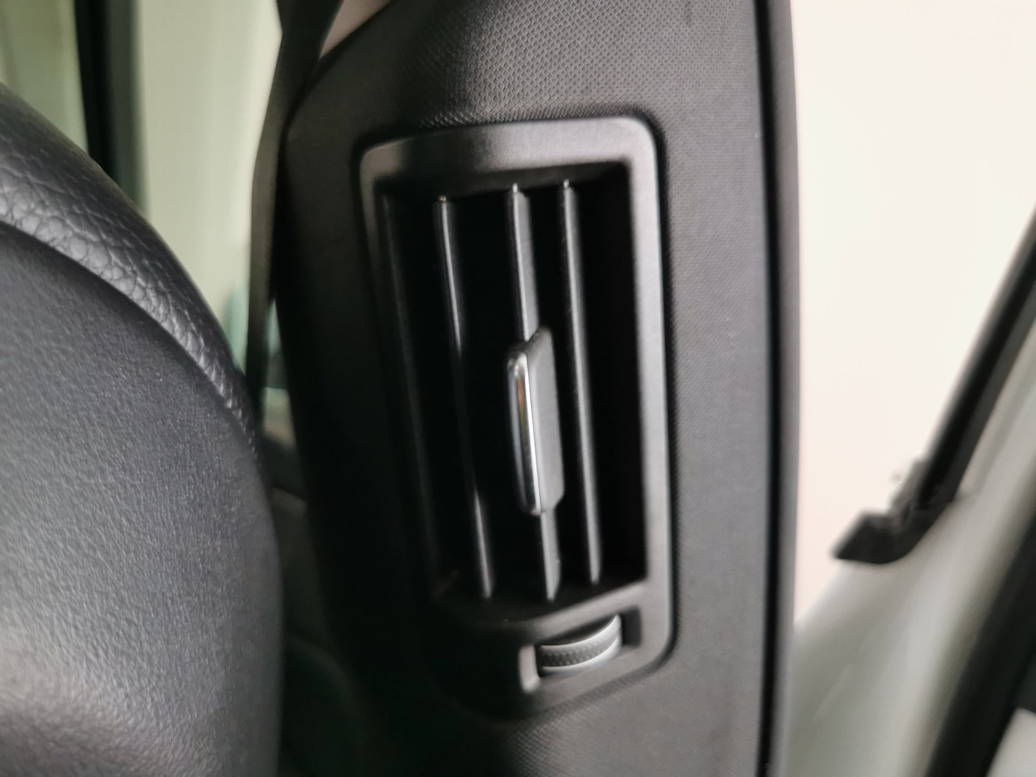 Used Volvo XC60 2018 for sale - 78163656: Photo 15