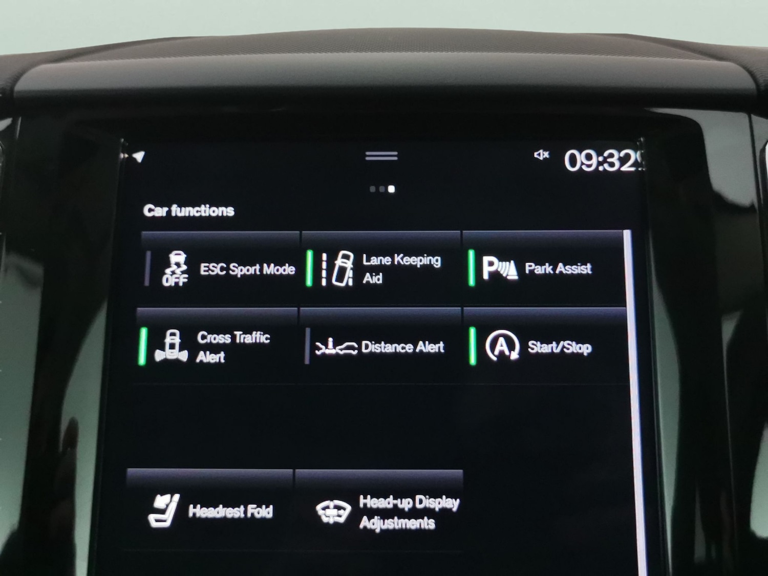 Used Volvo XC60 2018 for sale - 78163656: Photo 25