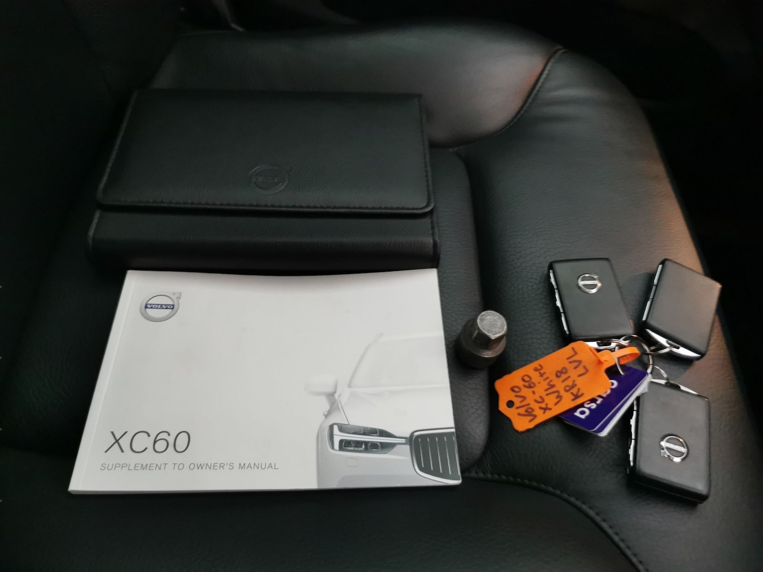 Used Volvo XC60 2018 for sale - 78163656: Photo 35