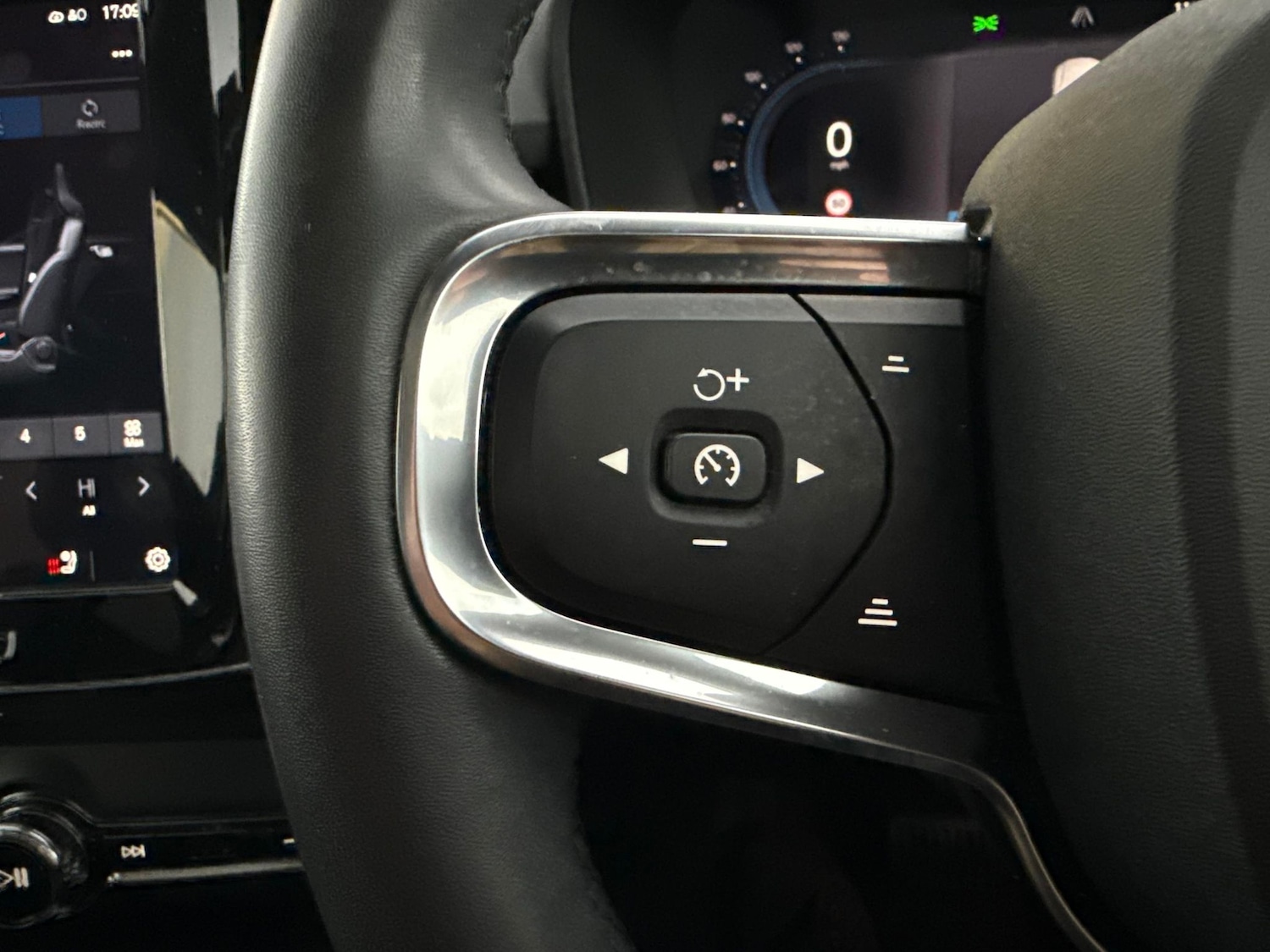 Used Volvo C40 2022 for sale - 77443147: Photo 20