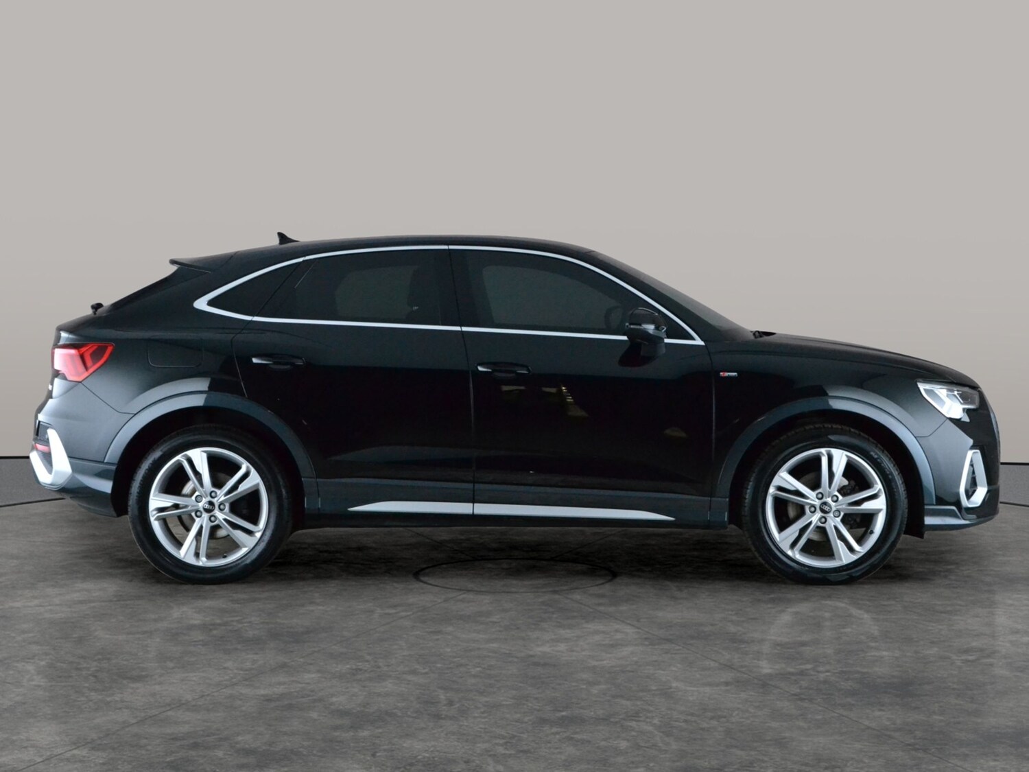 Used Audi Q3 2022 for sale - 78107886: Photo 10