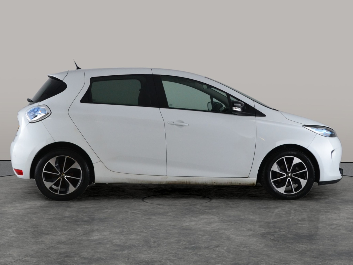 Used Renault Zoe 2019 for sale - 77069637: Photo 11