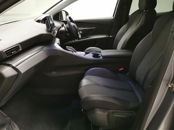 Used Peugeot 3008 undefined for sale - 77810643: Photo