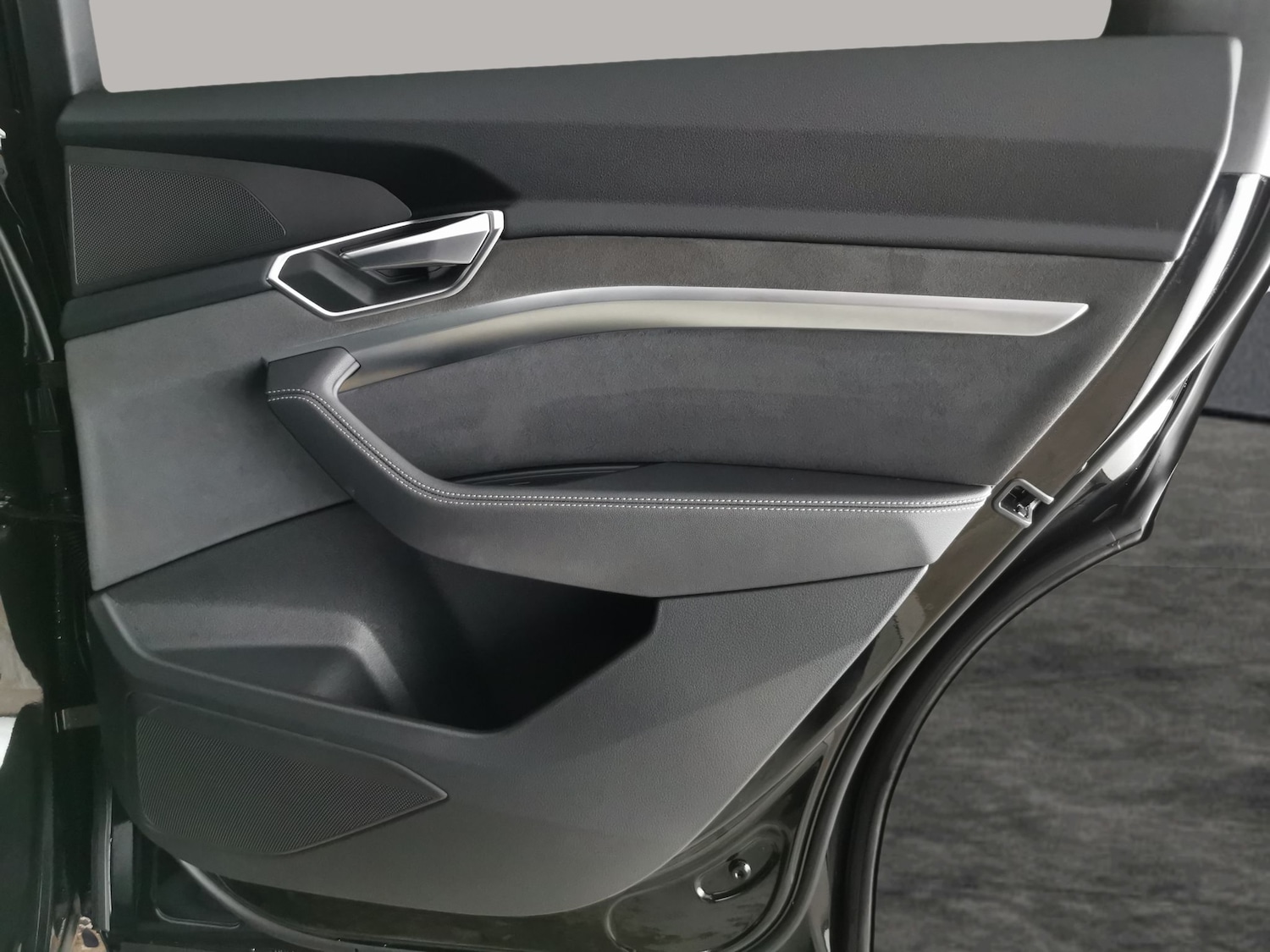 Used Audi e-tron 2022 for sale - 77562824: Photo 32