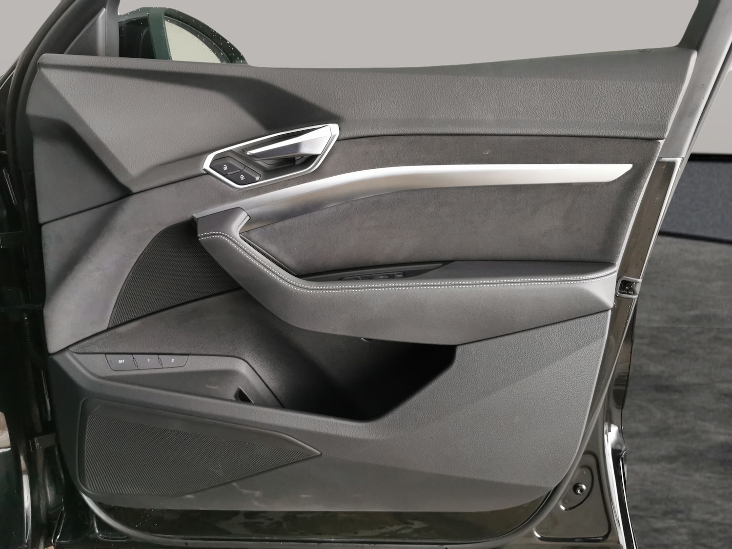 Used Audi e-tron 2022 for sale - 77562824: Photo 33